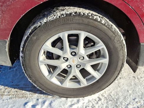 Used 2023 Chevrolet Equinox LT image 10