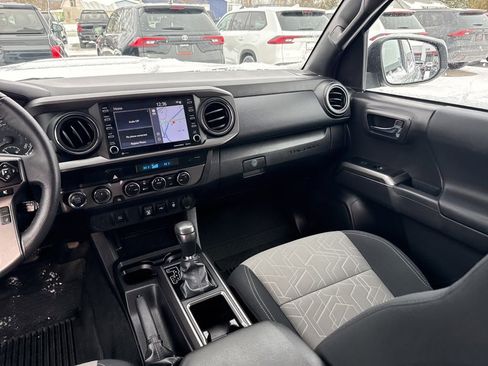 Used 2023 Toyota Tacoma TRD Sport image 13