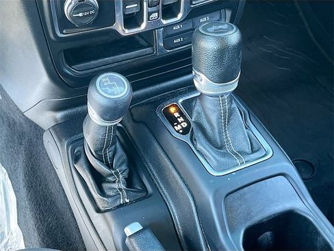 Certified 2021 Jeep Wrangler Unlimited Sahara image 17