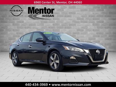 Used 2021 Nissan Altima 2.5 SV w/ SV Premium Package