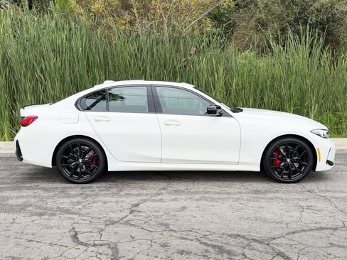 New 2026 BMW 330i Sedan w/ M Sport Package image 4