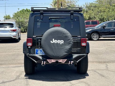 Used 2016 Jeep Wrangler Sahara w/ Connectivity Group AWD/4WD image 4