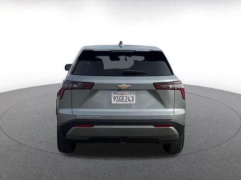 Used 2025 Chevrolet Equinox LT image 12