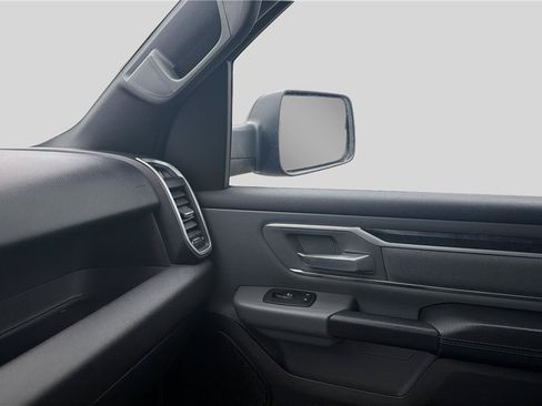 Used 2023 RAM 1500 Big Horn AWD/4WD image 10