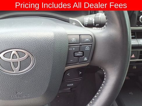 Used 2025 Toyota Camry SE w/ Convenience Package FWD image 30