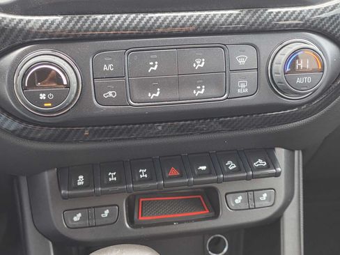 Used 2022 Chevrolet Colorado ZR2 AWD/4WD image 29