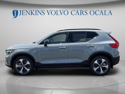 New 2026 Volvo XC40 B5 Plus w/ Protection Package Premier AWD/4WD image 6