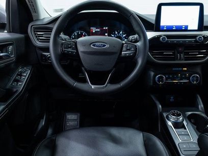 Used 2022 Ford Escape SEL