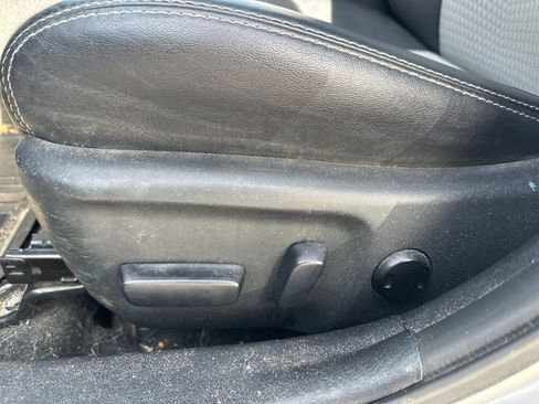 Used 2012 Toyota Camry SE FWD image 15
