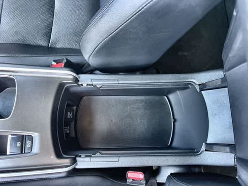 Used 2018 Honda Accord Touring image 27