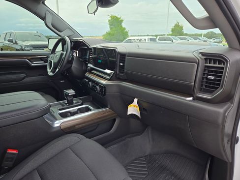 Certified 2023 Chevrolet Silverado 1500 LT Trail Boss w/ Convenience Package II AWD/4WD image 22
