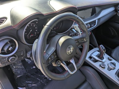 Used 2024 Alfa Romeo Stelvio AWD image 16