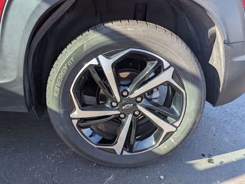Certified 2023 Chevrolet TrailBlazer RS w/ Sun and Liftgate Package image 25