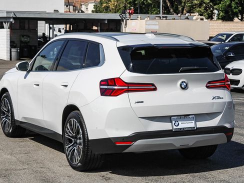 Certified 2025 BMW X3 xDrive30i w/ Convenience Package image 4