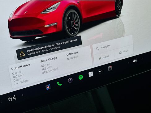 Used 2024 Tesla Model Y Performance image 18