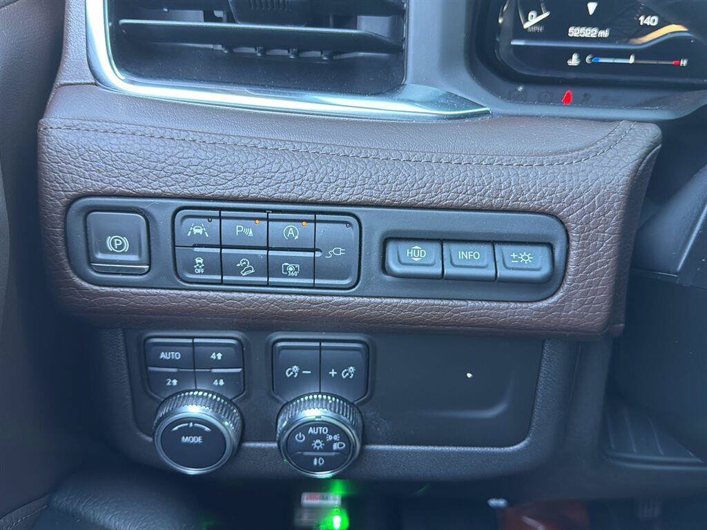 Used 2022 GMC Yukon Denali AWD/4WD image 15
