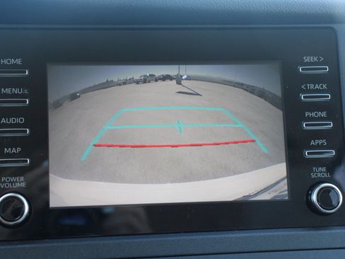 Used 2020 Toyota Sienna L FWD image 23