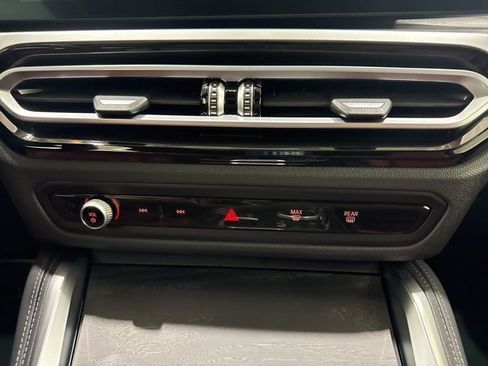 Used 2024 BMW 440i xDrive M440i xDrive w/ Premium Package image 34