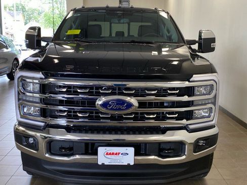 New 2026 Ford F350 Lariat w/ Chrome Package image 3