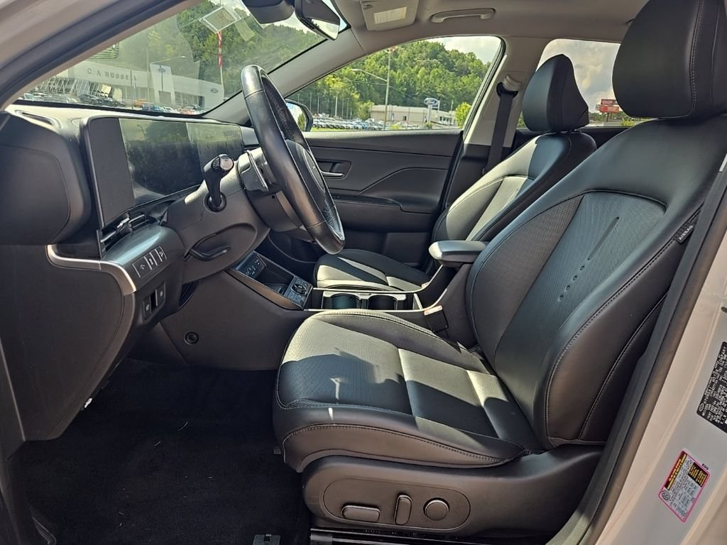 Used 2024 Hyundai Kona Limited FWD image 15