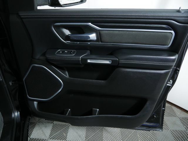 Used 2023 RAM 1500 Laramie AWD/4WD image 9