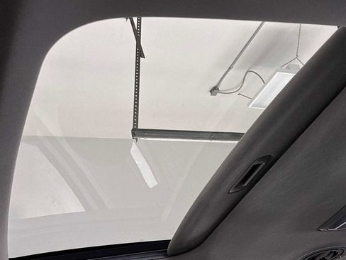 Used 2022 Kia Telluride EX w/ EX Premium Package image 16