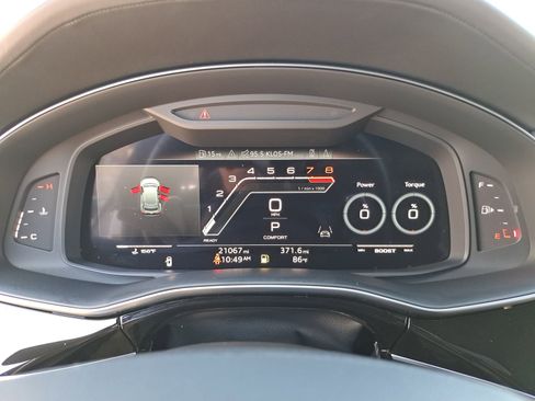 Used 2023 Audi RS Q8 4.0T image 20