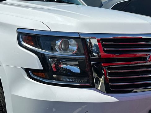 Used 2019 Chevrolet Suburban Premier AWD/4WD image 7