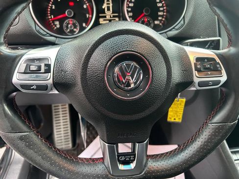 Used 2012 Volkswagen GTI Autobahn image 21