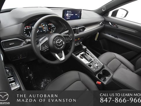 New 2025 MAZDA CX-5 Signature image 25