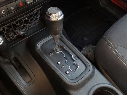 Used 2017 Jeep Wrangler Rubicon w/ Dual Top Group image 22