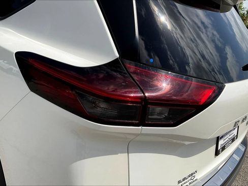 Used 2022 Nissan Rogue SV FWD image 27
