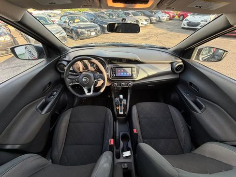 Used 2019 Nissan Kicks S w/ Exterior Package FWD image 33