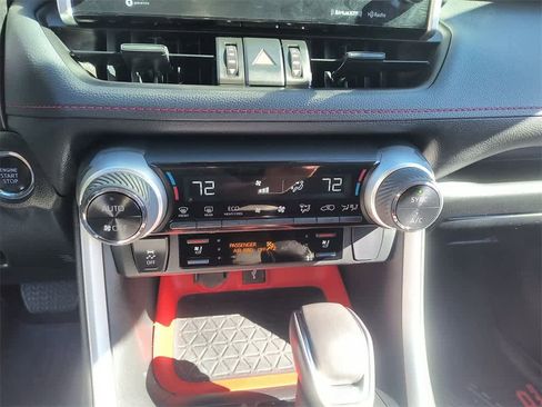Used 2022 Toyota RAV4 TRD Off-Road image 18