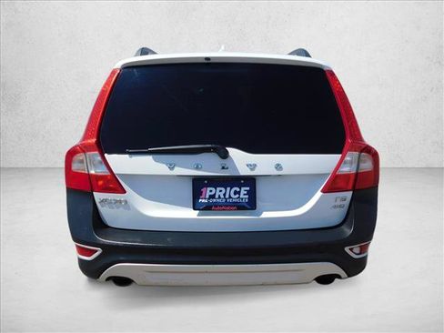 Used 2012 Volvo XC70 T6 AWD/4WD image 12