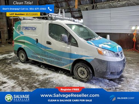 Used 2017 Nissan NV200 S image 5