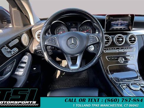 Used 2017 Mercedes-Benz C 300 4MATIC Sedan image 5