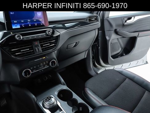 Used 2025 Ford Escape ST-Line FWD image 24