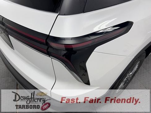 New 2026 Chevrolet Traverse LT w/ Driver Confidence Package image 15