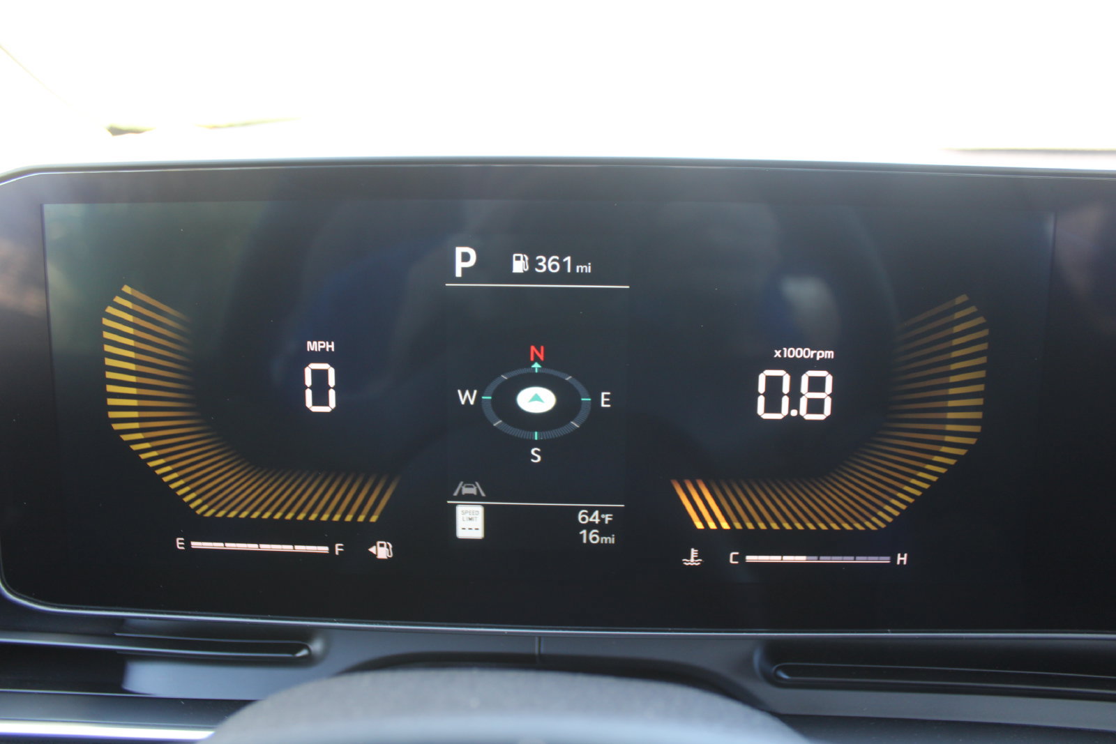 New 2026 Kia Carnival EX FWD image 36