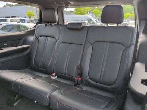 New 2026 Jeep Grand Wagoneer 4WD image 13