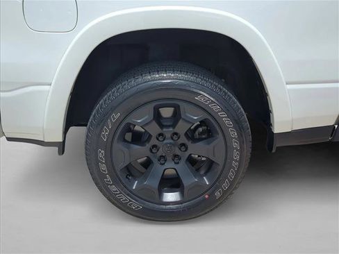 Used 2025 RAM 1500 Big Horn AWD/4WD image 22