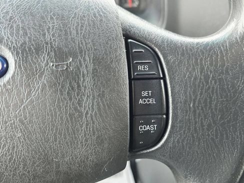 Used 2013 Ford E-250 and Econoline 250 w/ PWR Group image 17