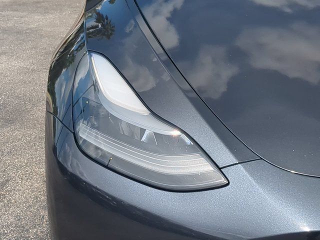 Used 2024 Tesla Model Y Performance AWD/4WD image 10