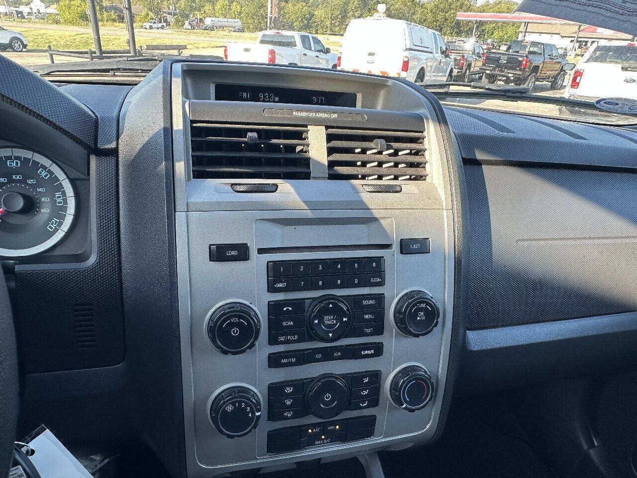 Used 2012 Ford Escape XLT w/ Cargo Pkg AWD/4WD image 12