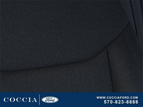 New 2025 Ford Maverick XLT w/ XLT Luxury Package image 17