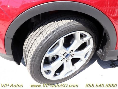 Used 2018 Ford Escape Titanium image 32