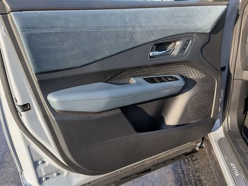 Used 2024 Nissan Ariya AWD image 9