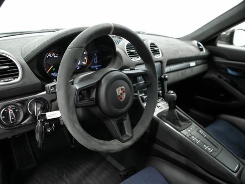 Used 2024 Porsche 718 Cayman GT4 RS RWD image 4