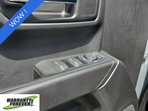 Used 2026 Chevrolet Silverado 1500 Custom Trail Boss AWD/4WD image 18